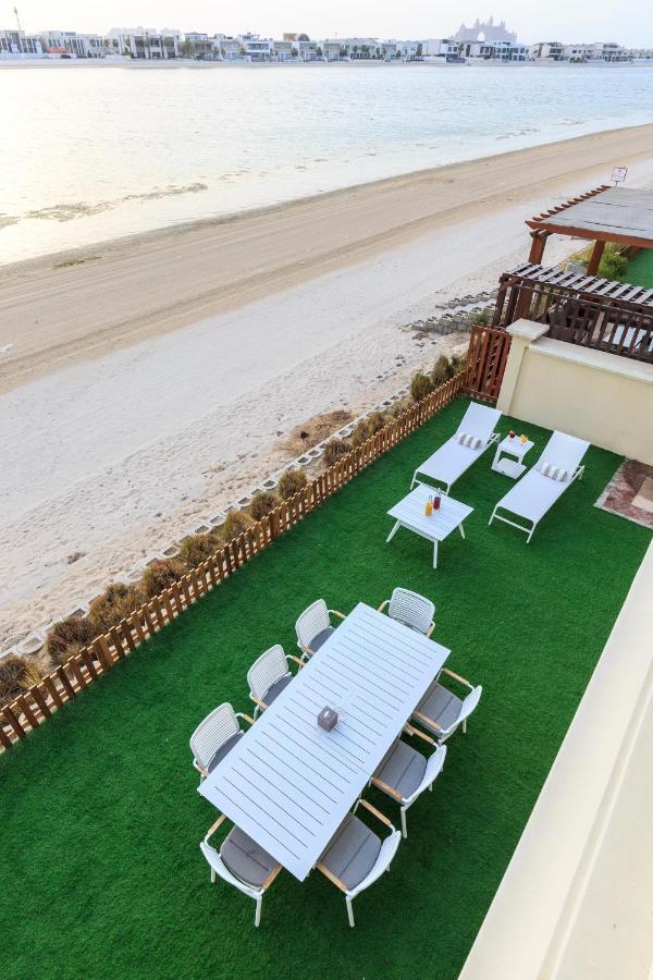 The S Holiday Homes - Stunning 5 Bedrooms Villa At The Palm Jumeirah With Private Beach And Pool Dubai Exterior foto